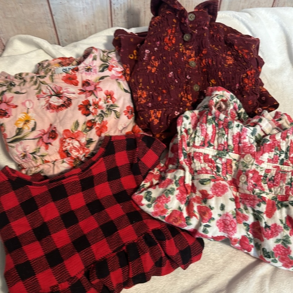 EUC Toddler Girl Old Navy Dress Bundle Size 18-24 Months